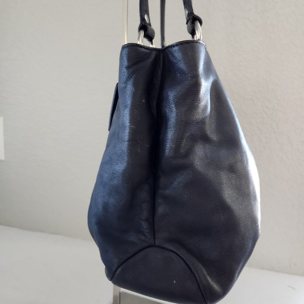 Euc Coach Soho East West Black Leather Shoulder Bag - Picture 4 of 14